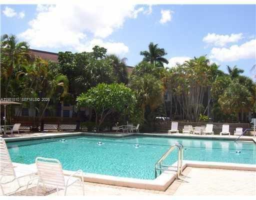 INVERWOOD CONDO - Residential