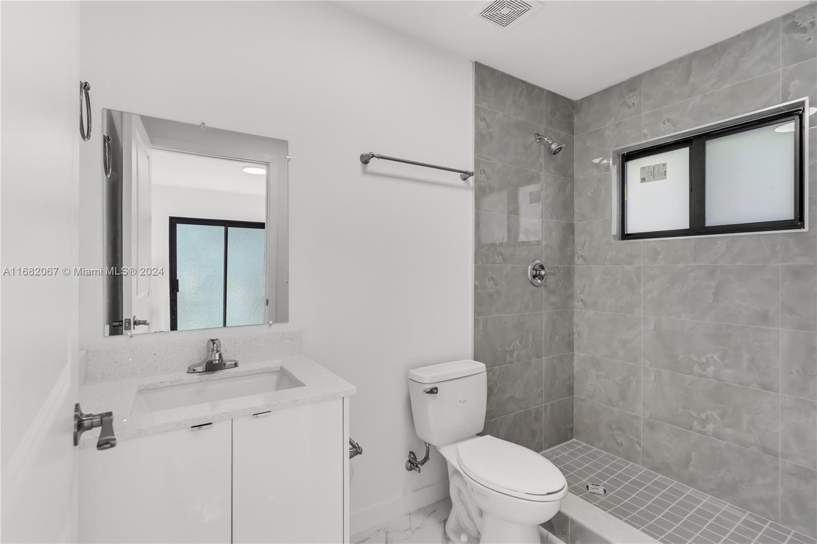E LIBERTY CITY SEC A - Residential
