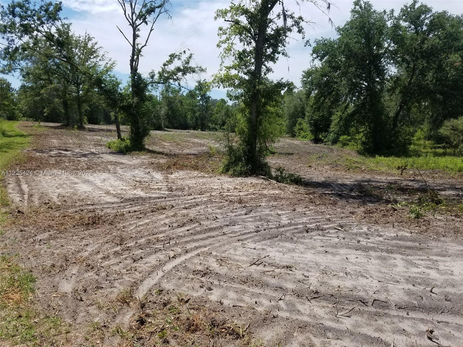 NON-AG ACREAGE - Land
