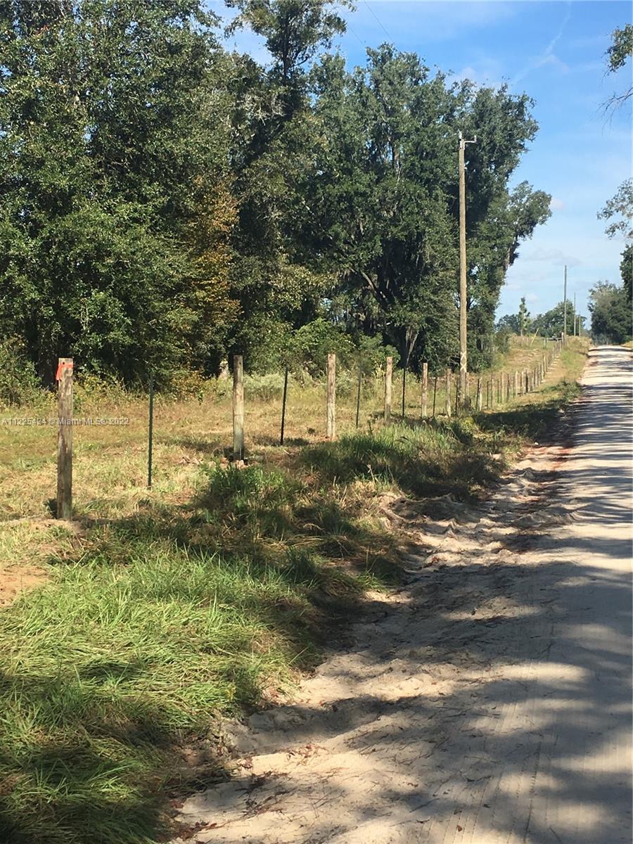NON-AG ACREAGE - Land