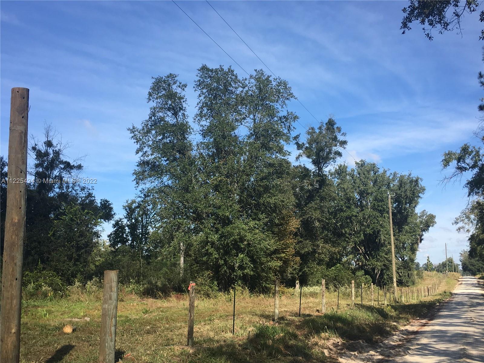 NON-AG ACREAGE - Land