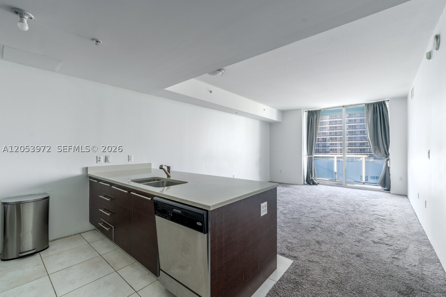 QUANTUM ON THE BAY CONDO - Residential Lease