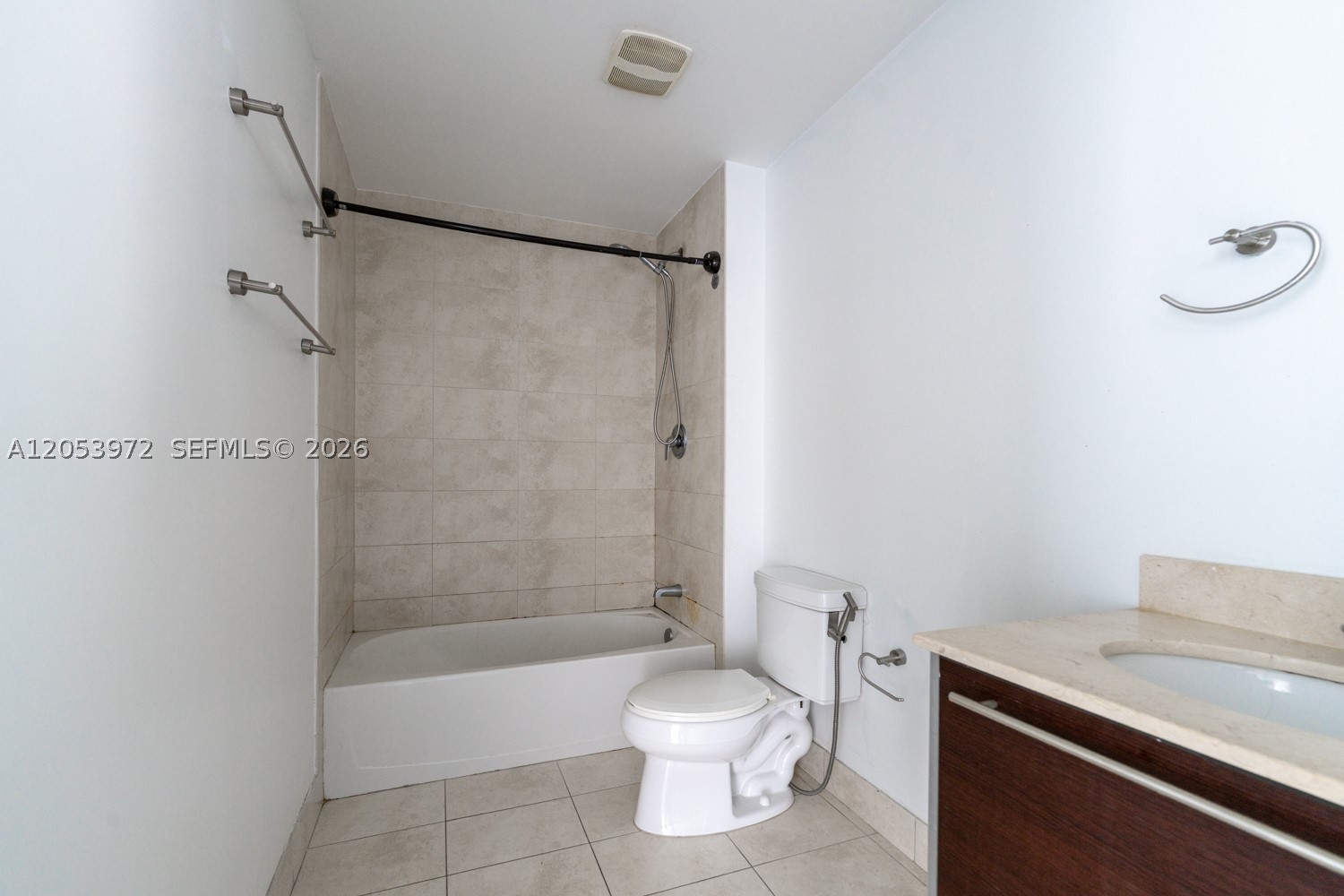 QUANTUM ON THE BAY CONDO - Residential Lease
