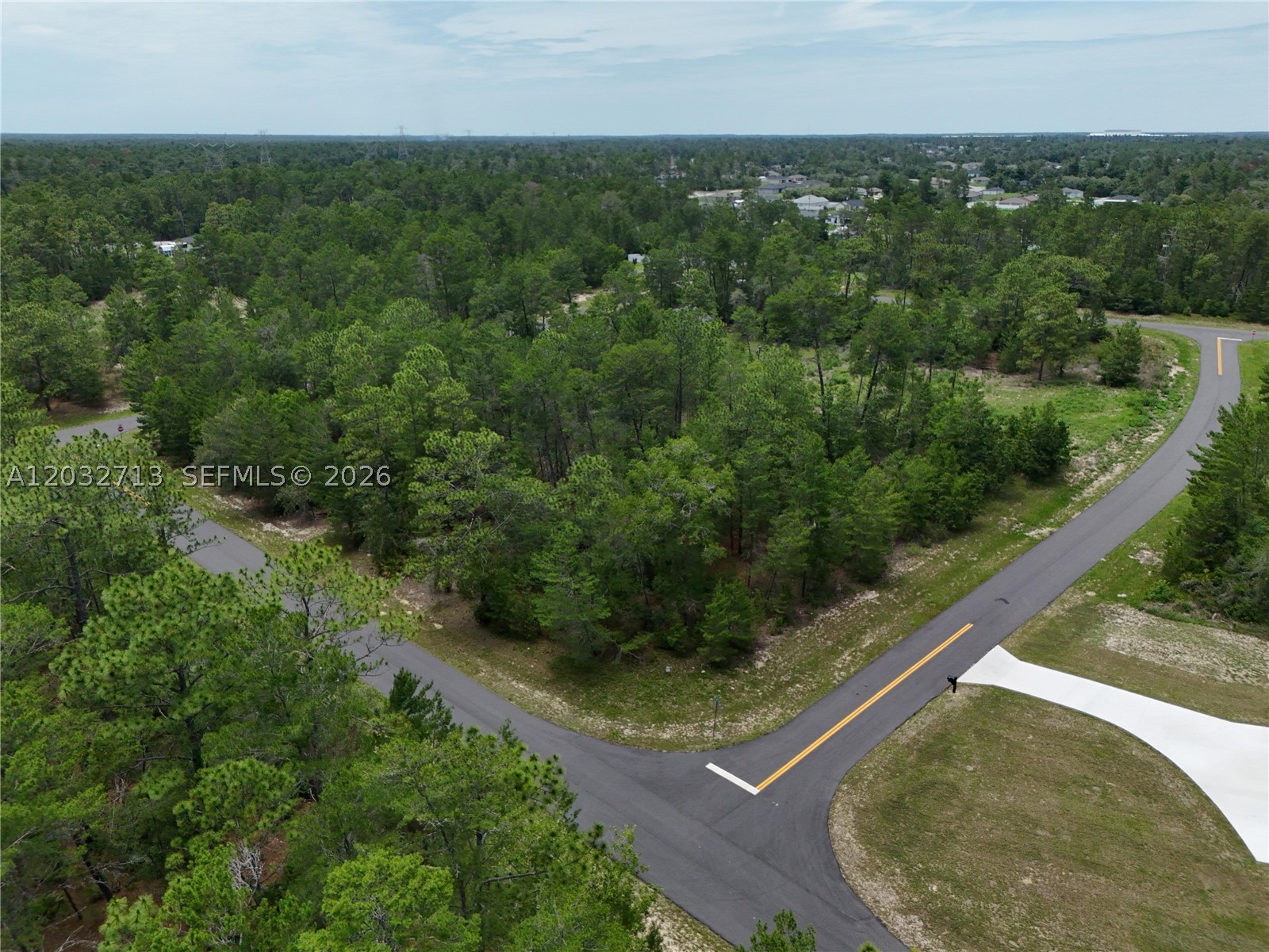 MARION OAKS - Land