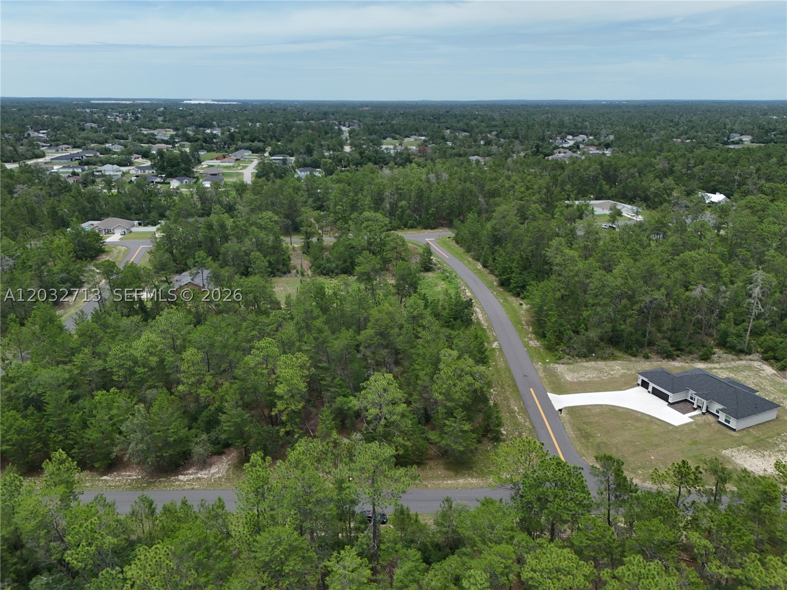 MARION OAKS - Land