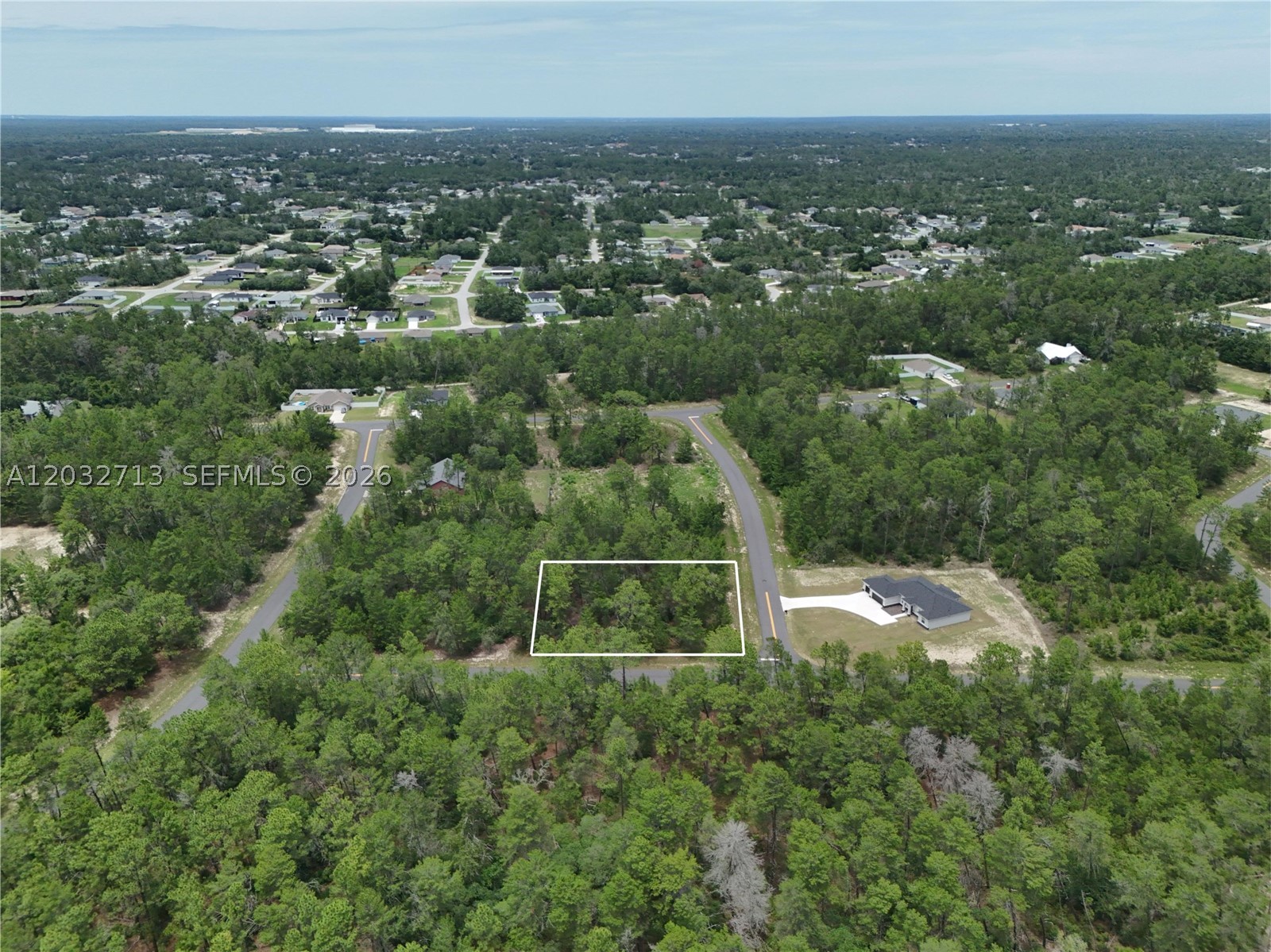 MARION OAKS - Land