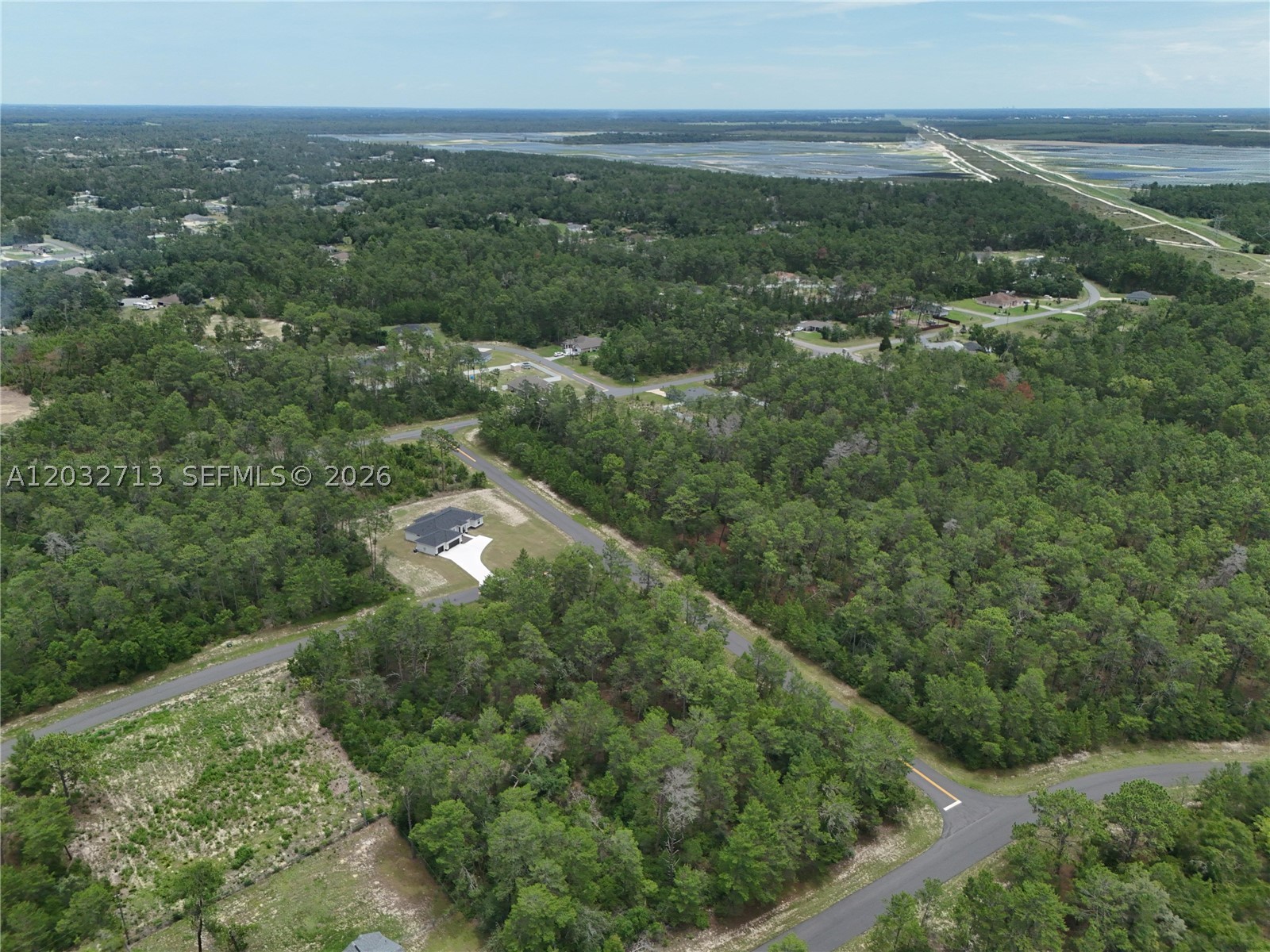 MARION OAKS - Land