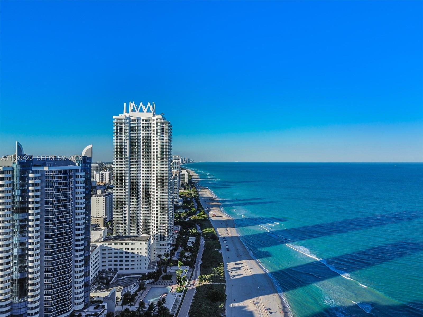 MAISON GRANDE CONDO - Residential