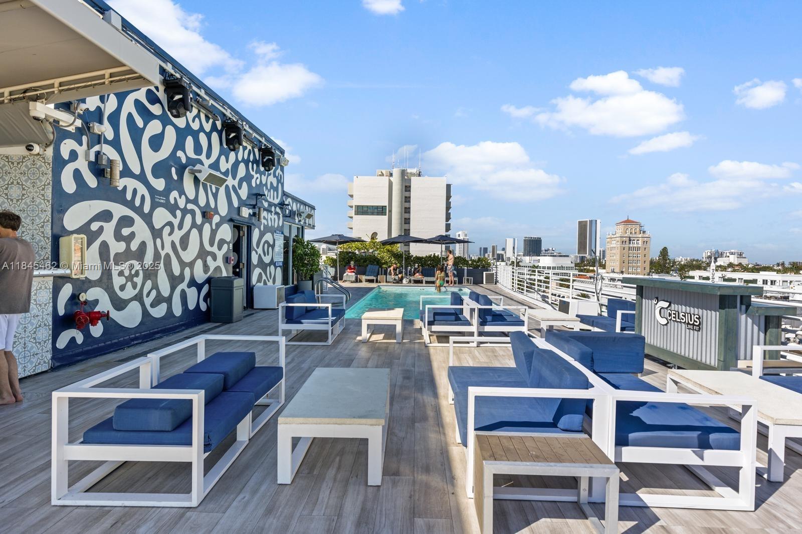 THE STRAND ON OCEAN DRIVE - Residential