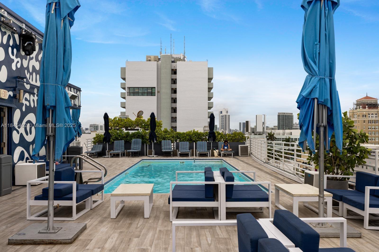 THE STRAND ON OCEAN DRIVE - Residential