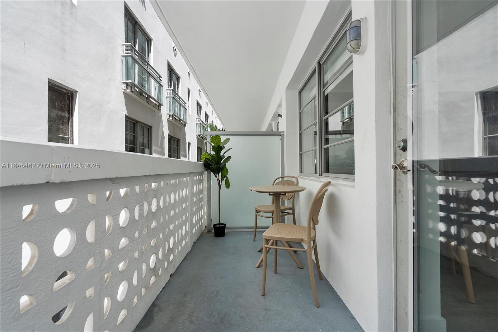 THE STRAND ON OCEAN DRIVE - Residential