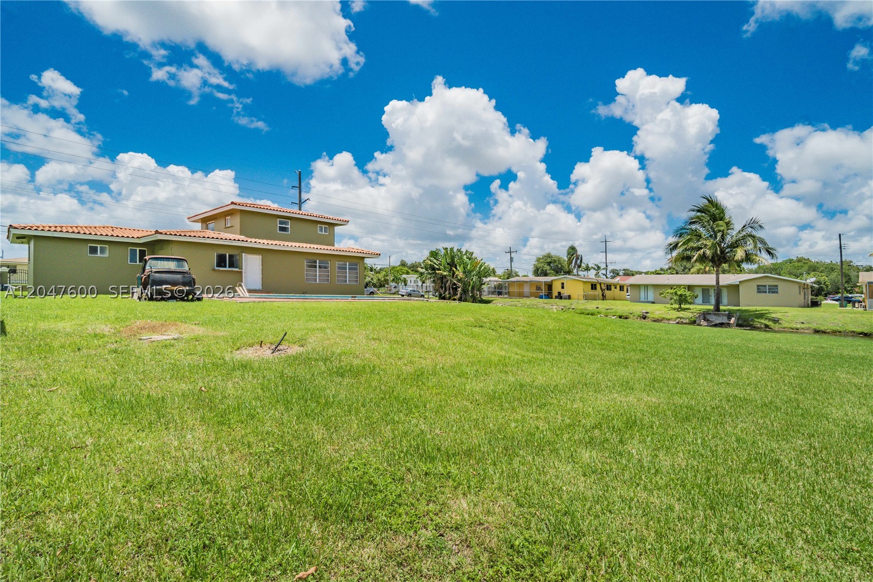 SUNNY ISLES INLAND - Residential
