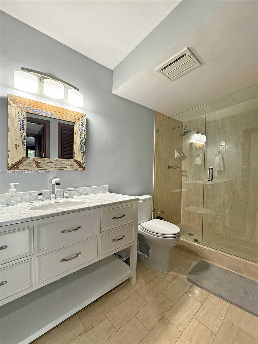 ROYAL HARBOUR YACHT CLUB - Residential