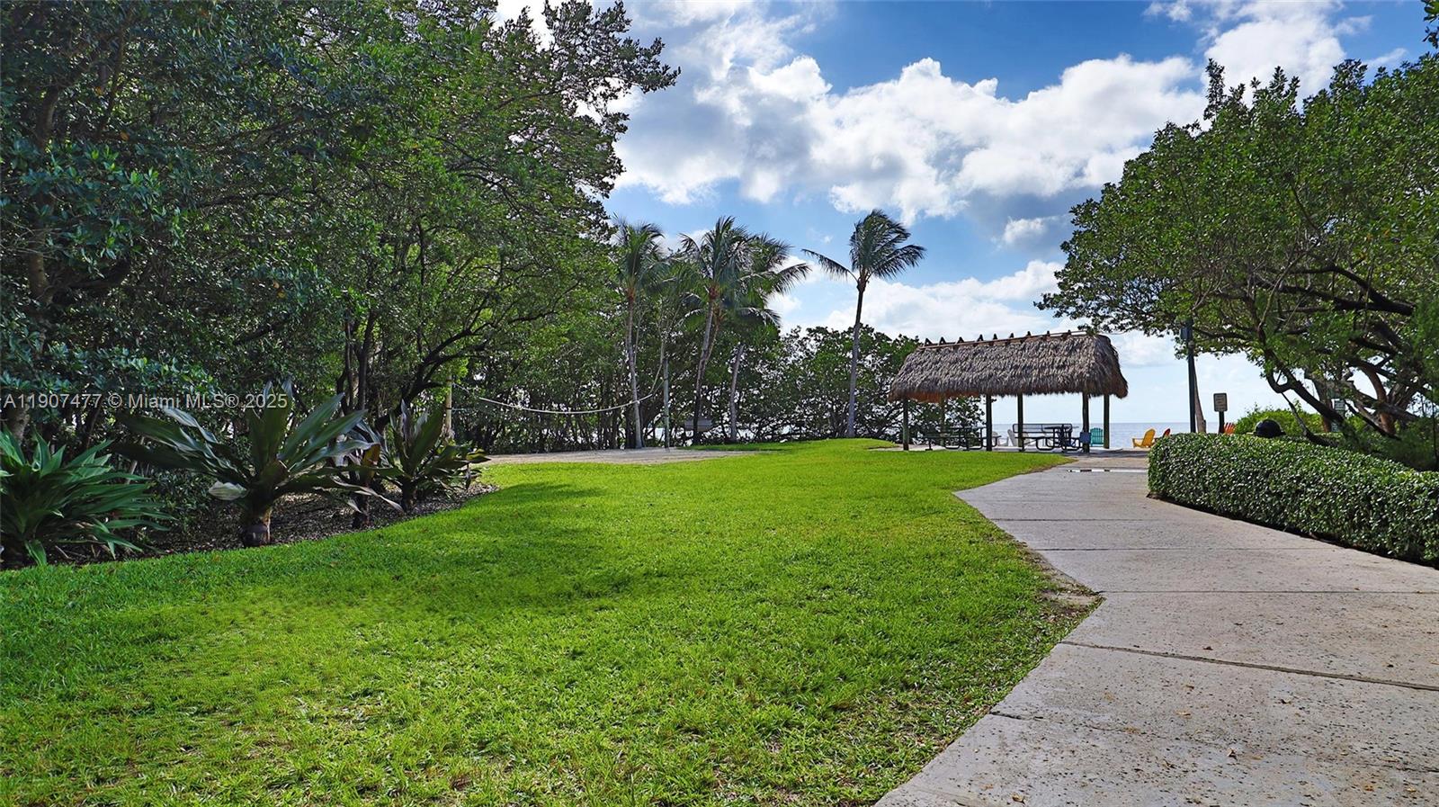 ROYAL HARBOUR YACHT CLUB - Residential