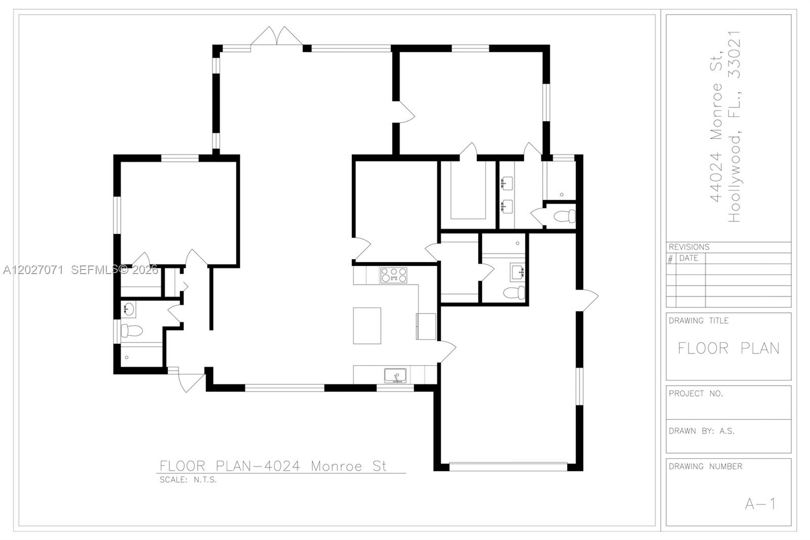 HOLLYWOOD HILLS - Residential