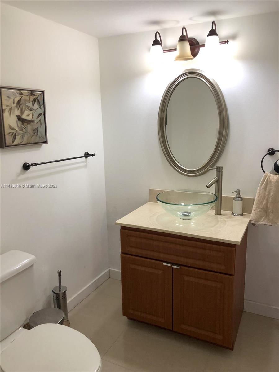 MYSTIC POINTE CONDO NO TH - Residential Lease