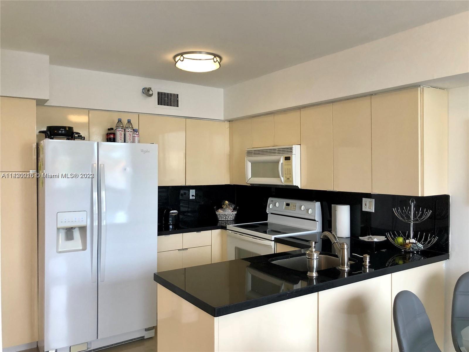 MYSTIC POINTE CONDO NO TH - Residential Lease