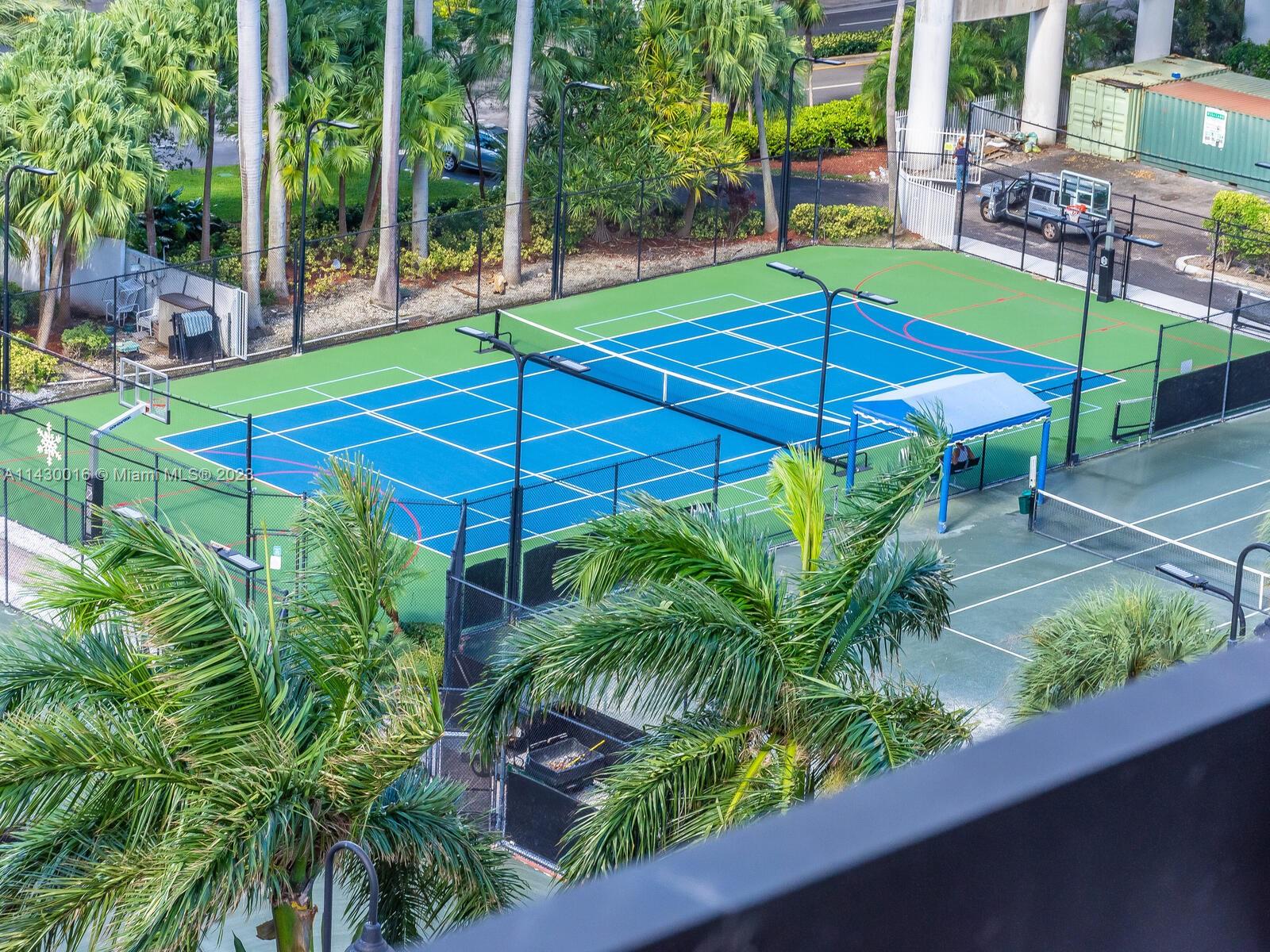 MYSTIC POINTE CONDO NO TH - Residential Lease