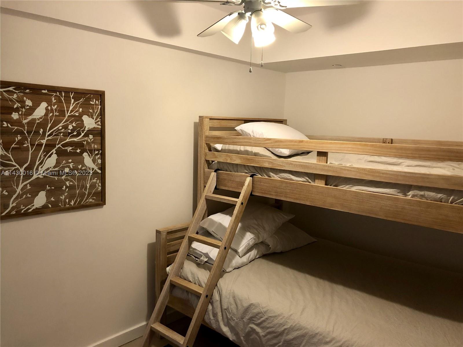MYSTIC POINTE CONDO NO TH - Residential Lease