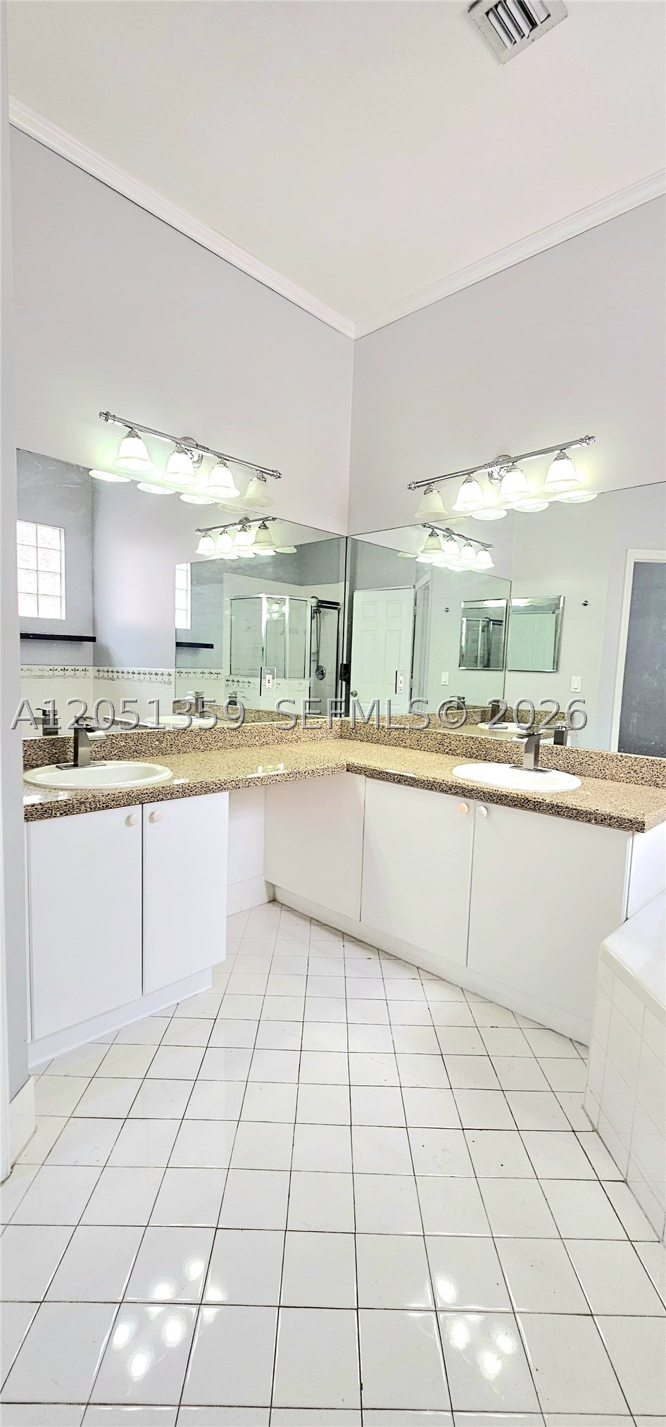 LAKES BY THE BAY SEC 8 - Residential
