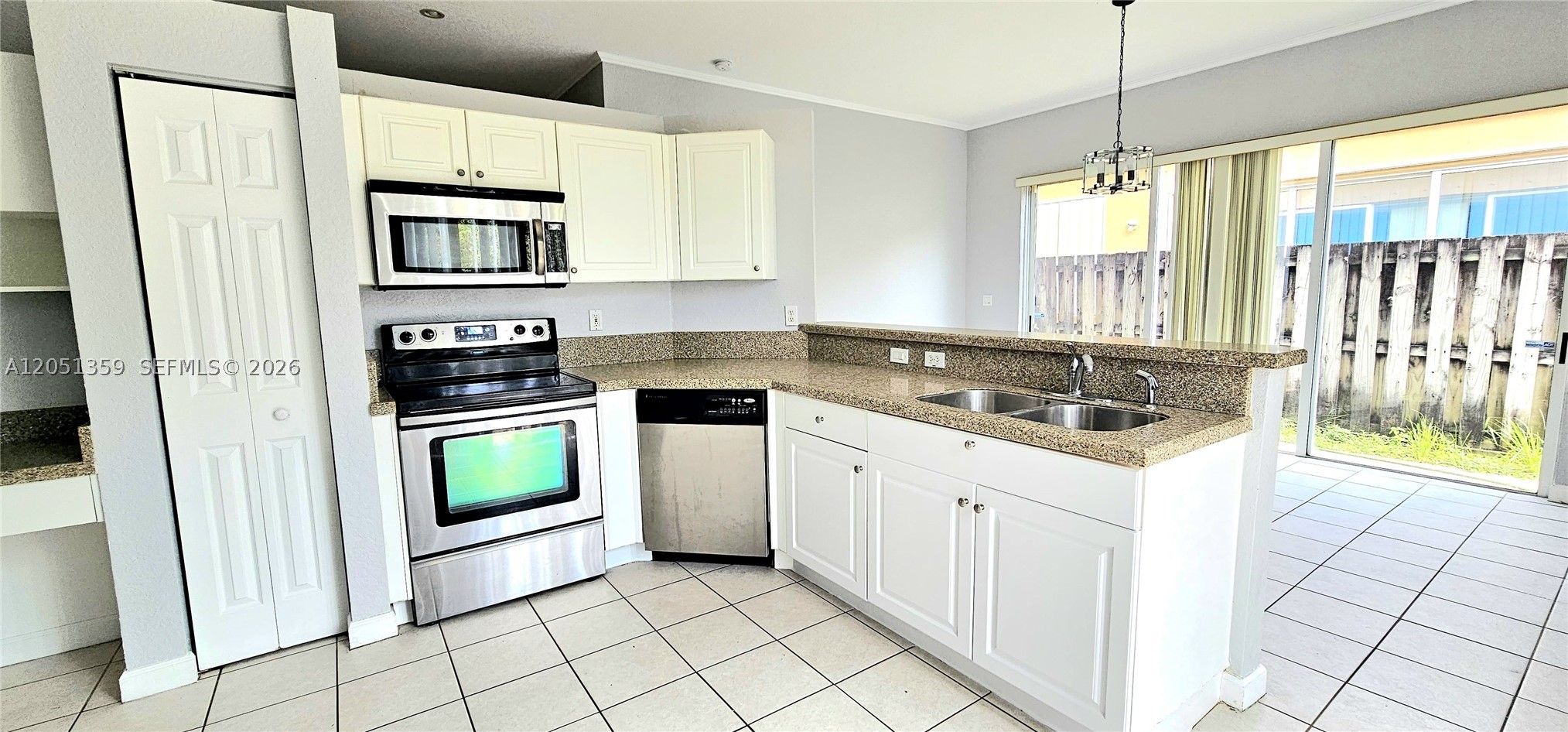 LAKES BY THE BAY SEC 8 - Residential