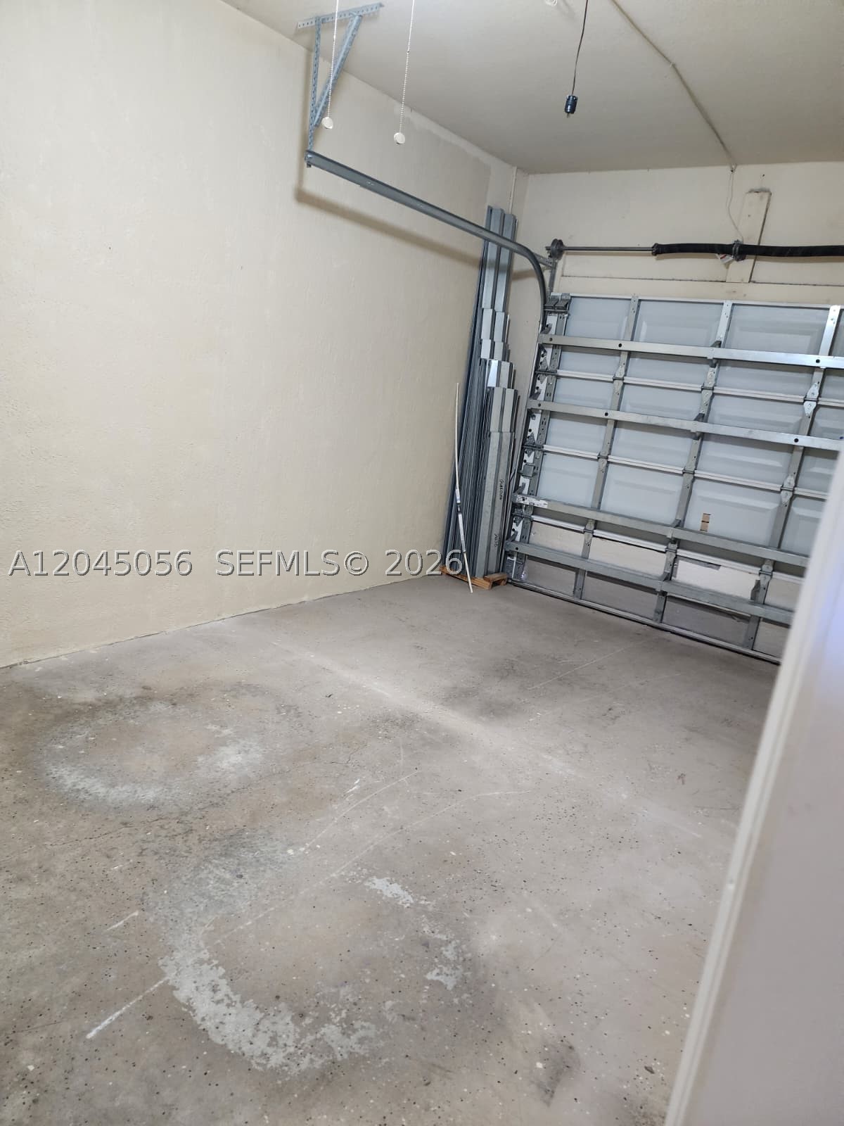 SILVER PALM WEST - Residential Lease