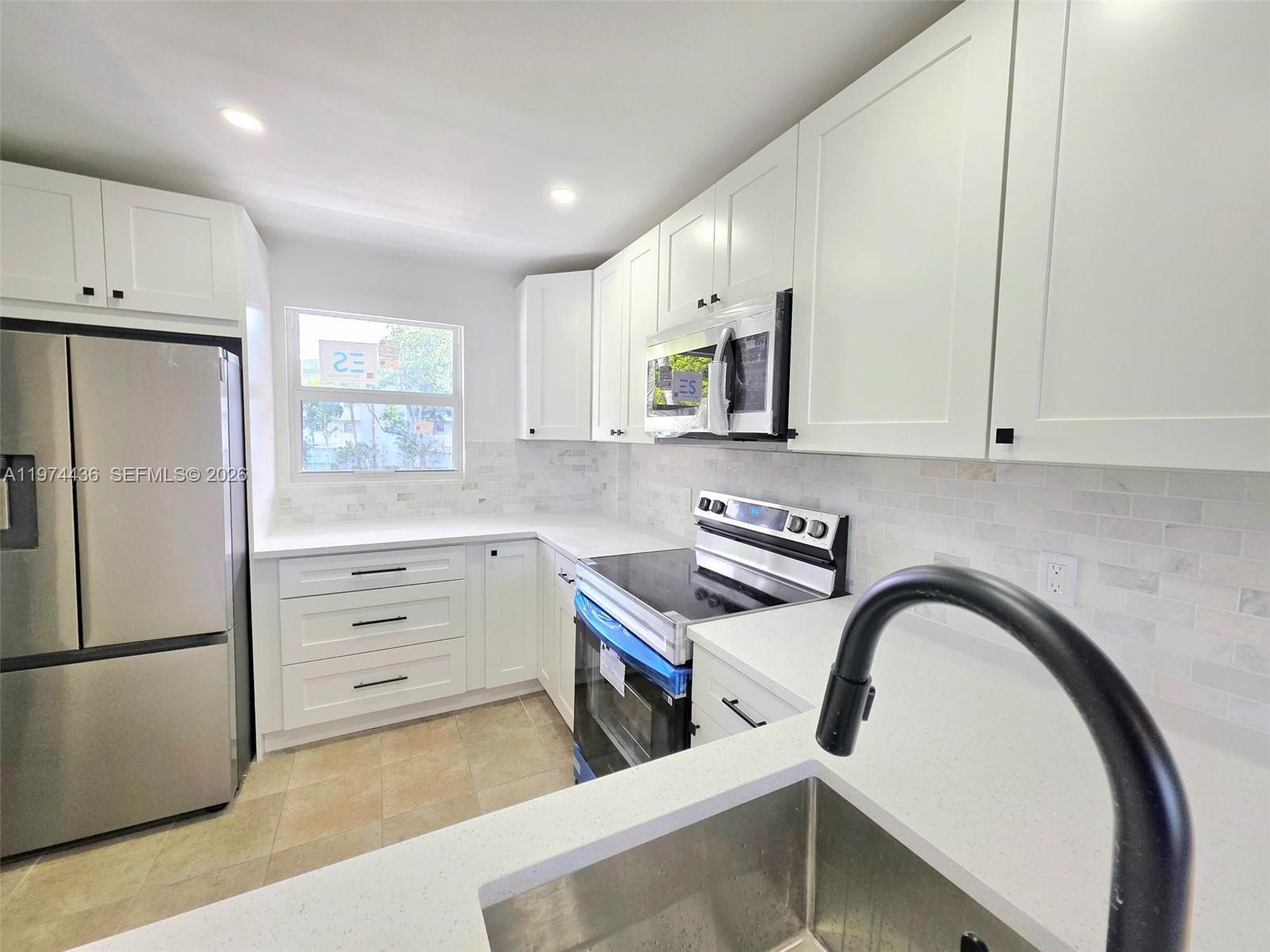 ROYAL PARK CONDO - Residential