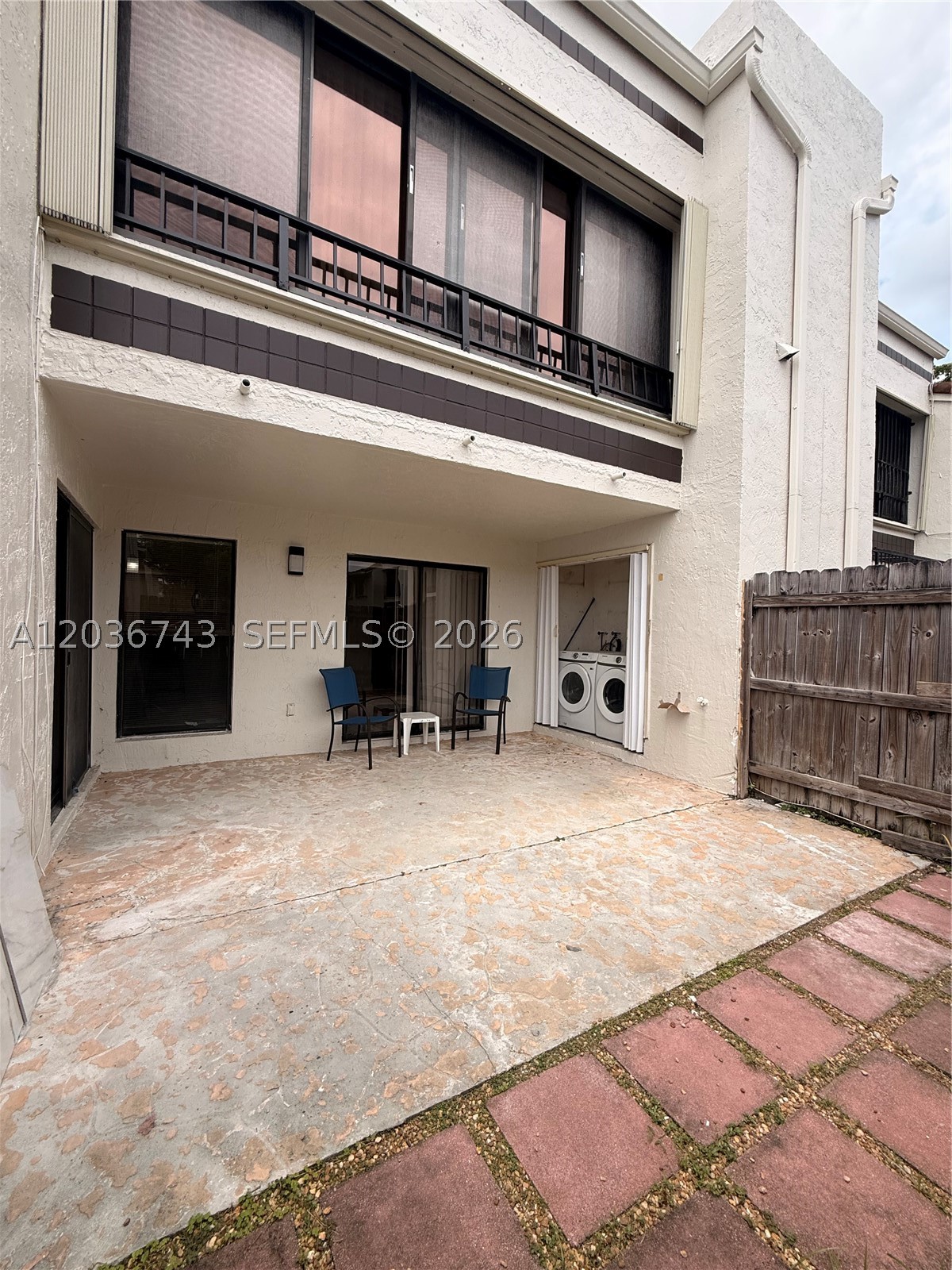 TERRANOVA CONDO #10 - Residential Lease