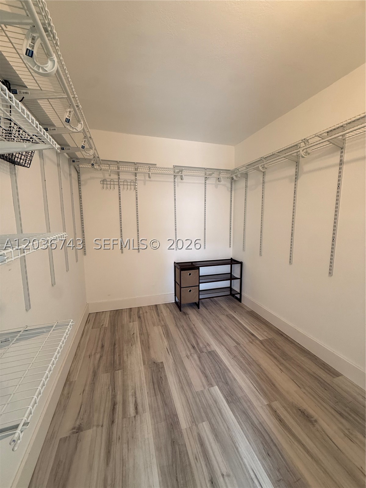 TERRANOVA CONDO #10 - Residential Lease