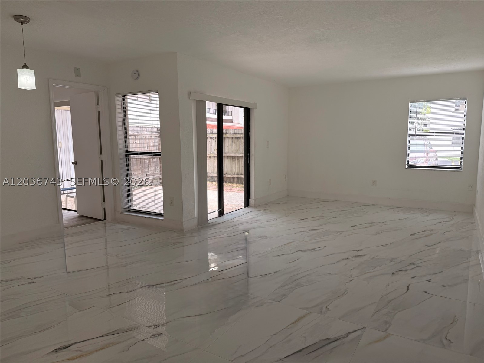 TERRANOVA CONDO #10 - Residential Lease
