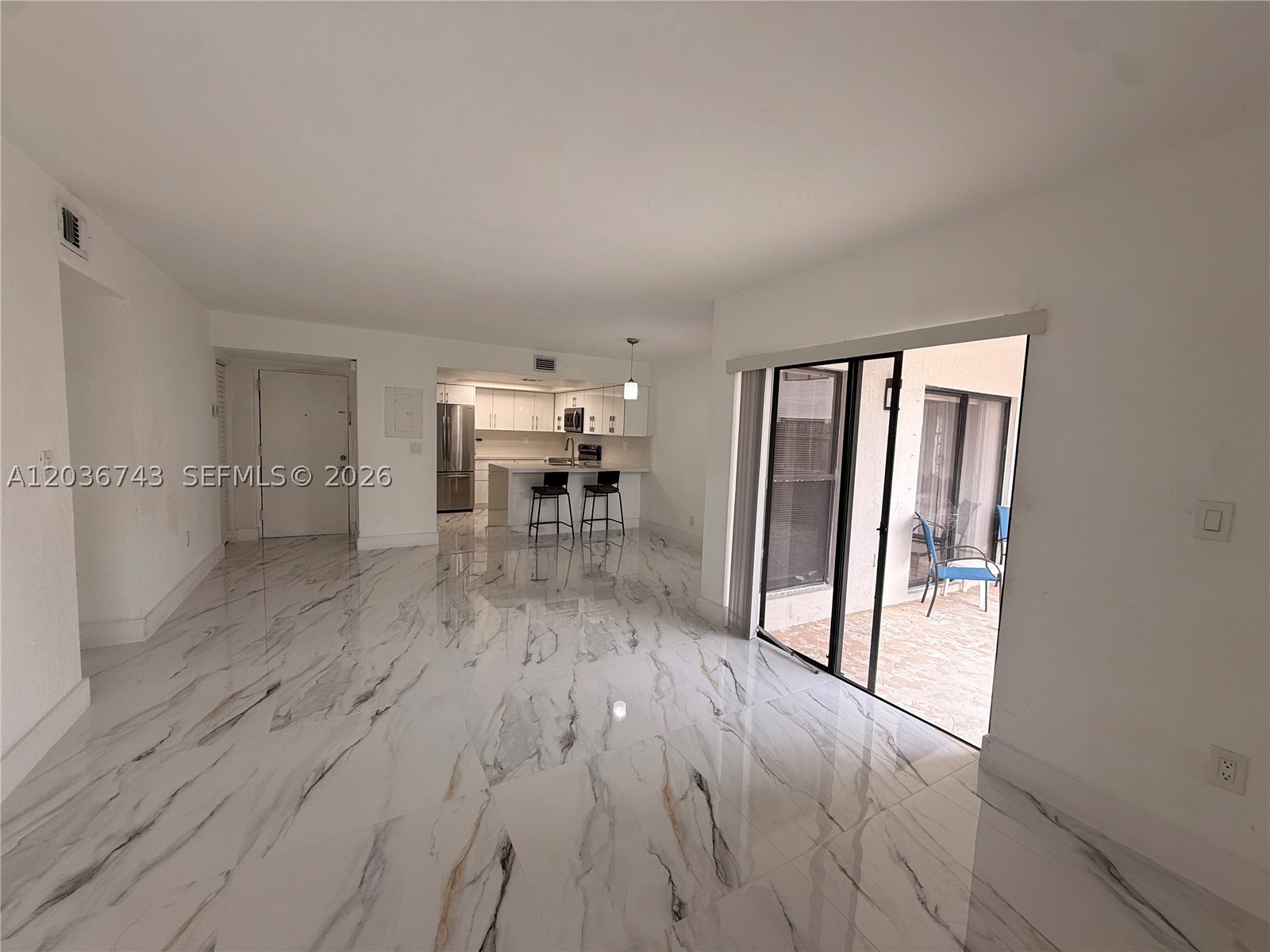 TERRANOVA CONDO #10 - Residential Lease