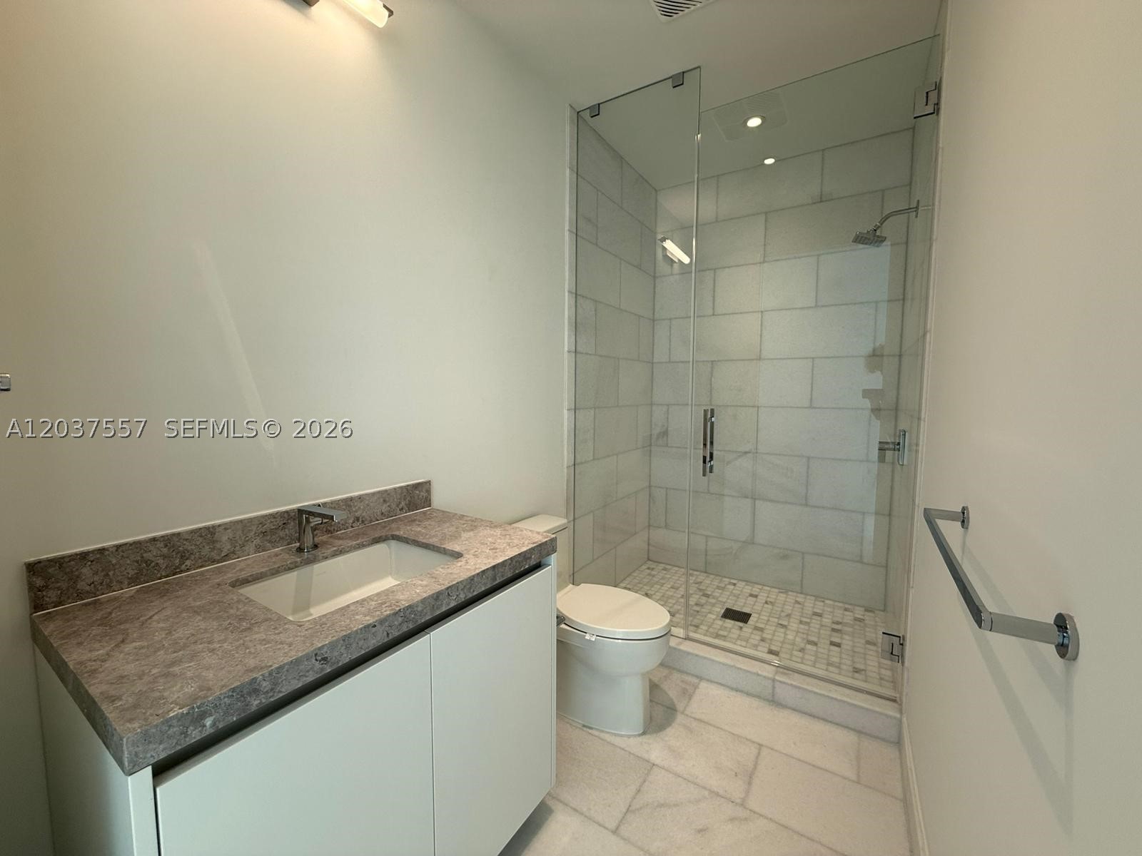 BRICKELL HAMMOCK UNIT NO - Residential Lease