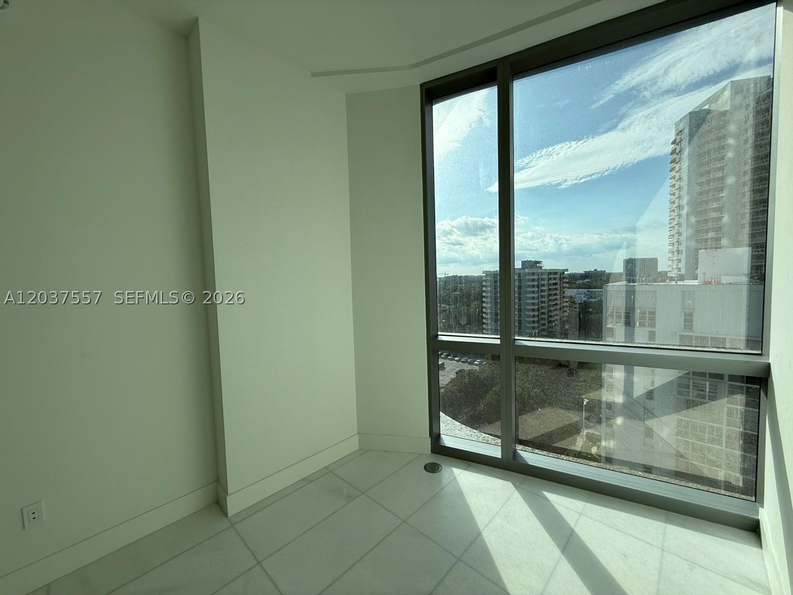 BRICKELL HAMMOCK UNIT NO - Residential Lease