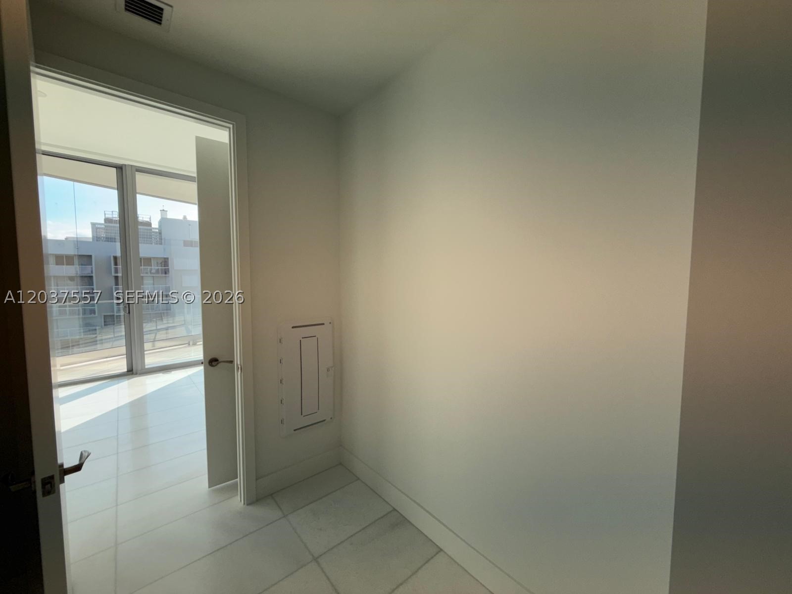 BRICKELL HAMMOCK UNIT NO - Residential Lease