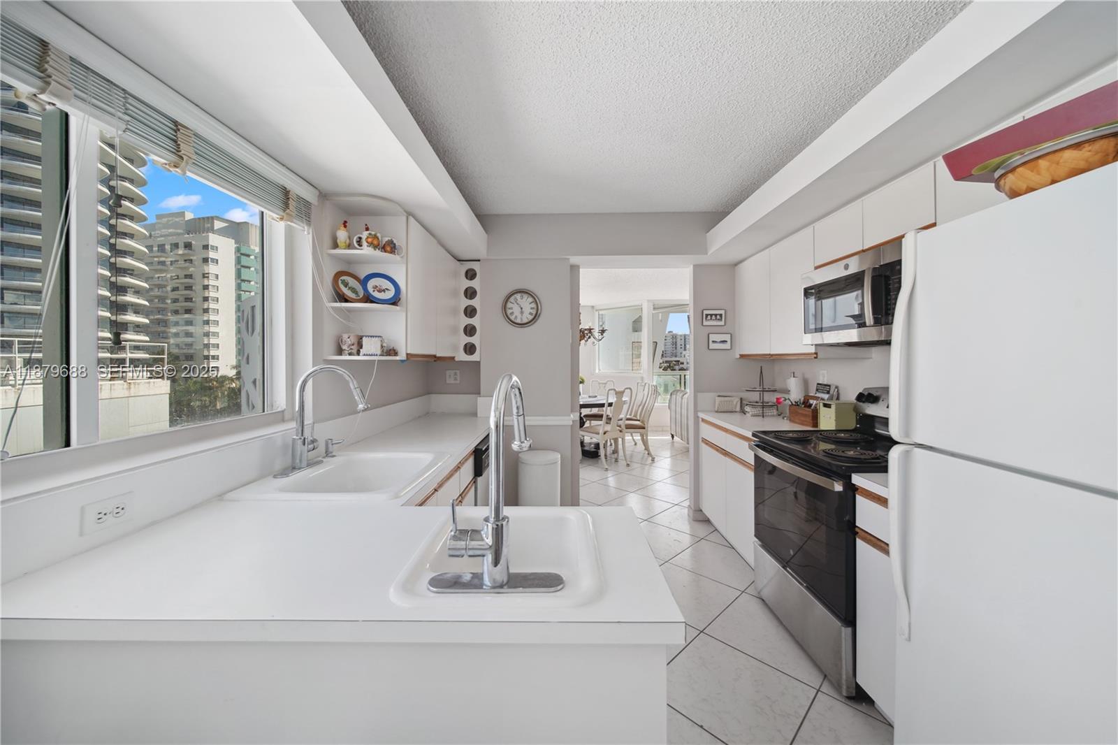 KING DAVID TOWERS CONDO - Residential