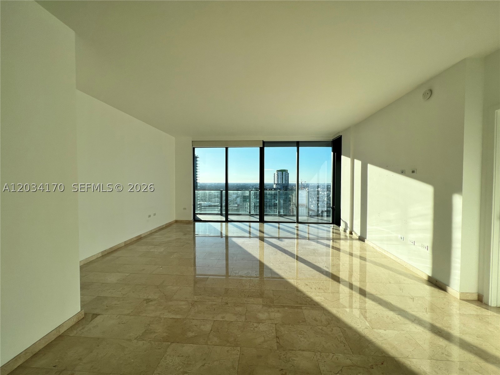 REACH CONDO - Residential Lease