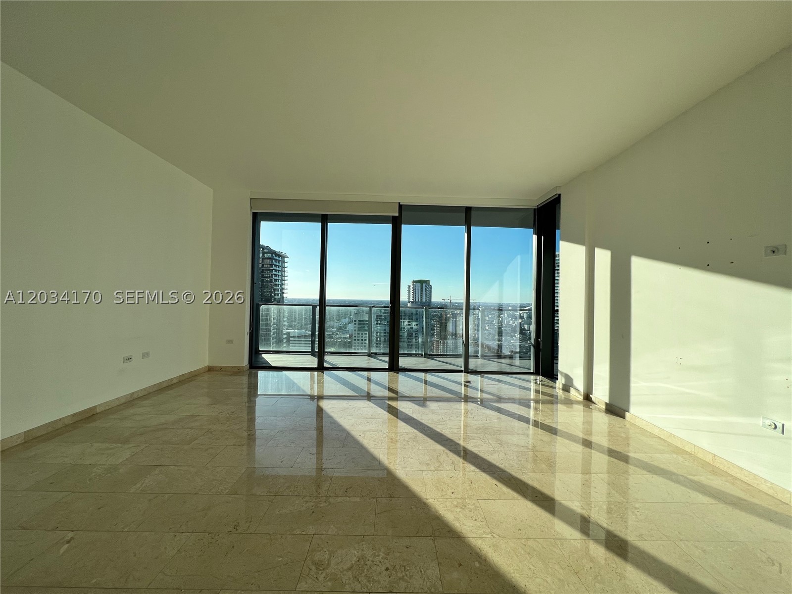 REACH CONDO - Residential Lease