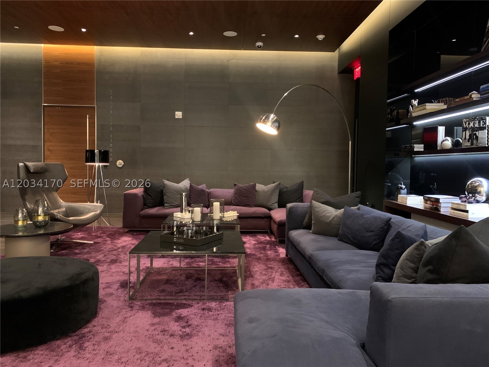 REACH CONDO - Residential Lease