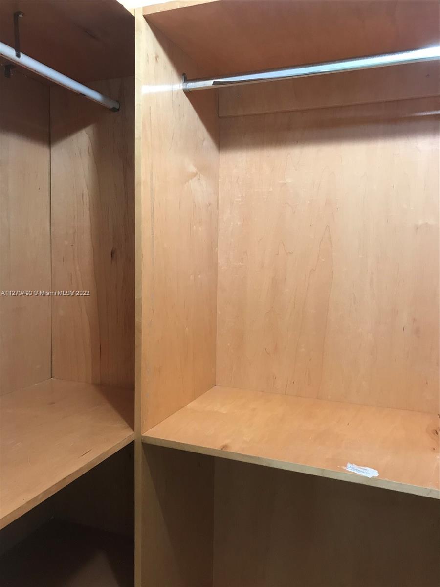 THE GREENS CONDO - Residential Lease