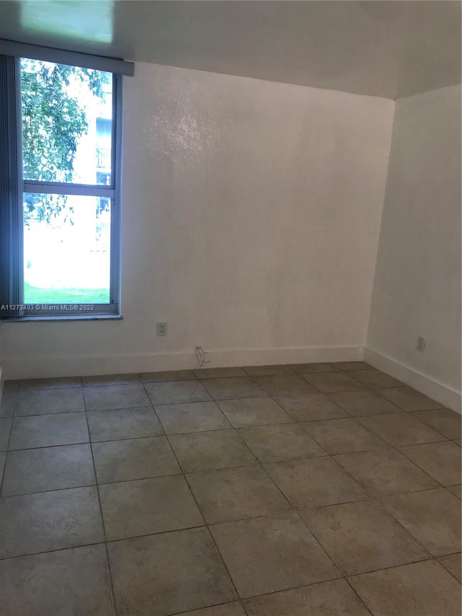 THE GREENS CONDO - Residential Lease