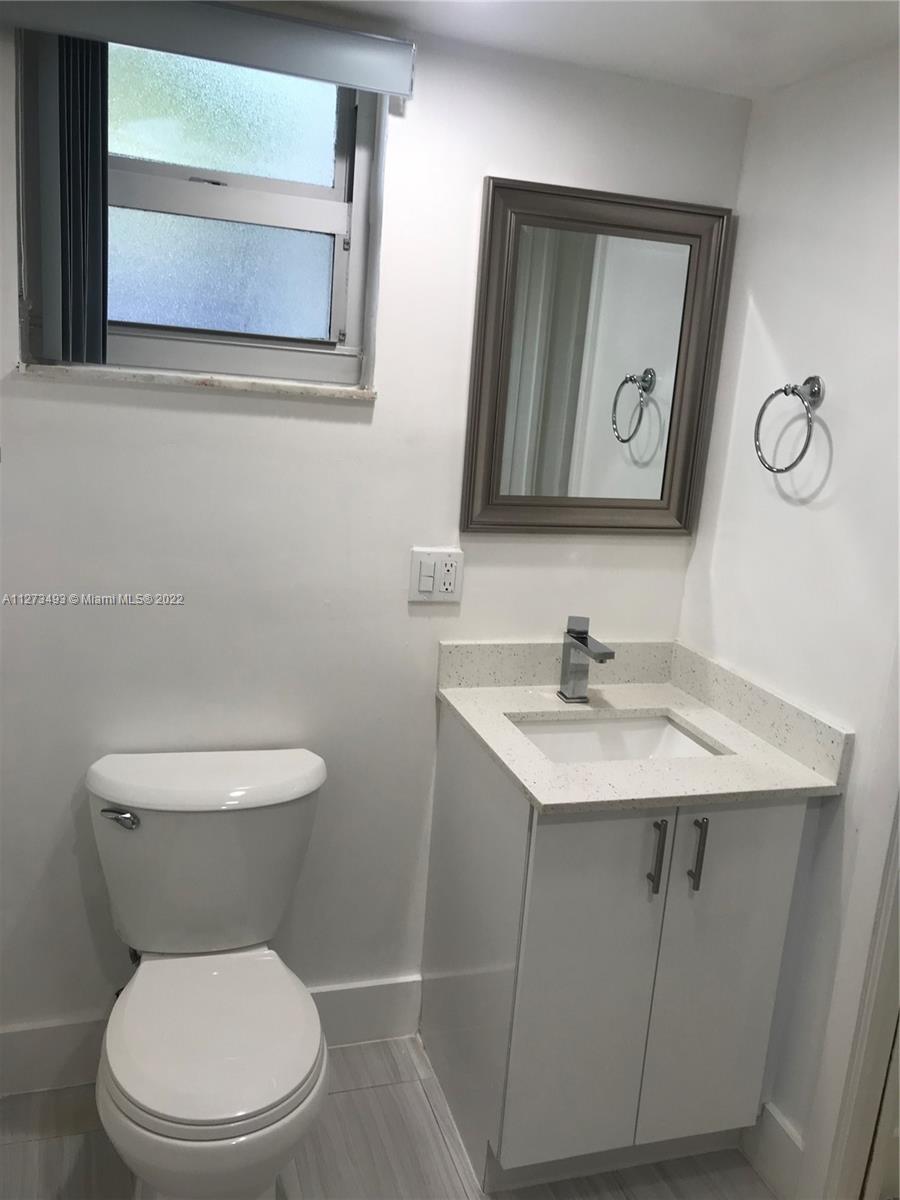 THE GREENS CONDO - Residential Lease