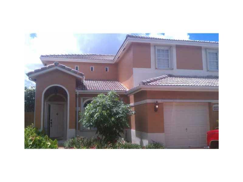 ** REDUCE TO RENT THIS YEAR BEFORE THE HOLIDAYS**READY TO MOVE-IN** BEAUTIFUL EXECUTIVE 2-STORY HOME NEAR BIG FIVE CLUB. THIS HOUSE FEATURES 3 BEDROOMS/2.5 BATHROOMS, 2-CAR GARAGE, ELEGANT LIVING ROOM WITH A FORMAL DINING ROOM. THE AMPLE OPEN KITCHEN WITH  STAINLESS STEEL APPLIANCES AND GRANITE COUNTER TOP LEADING TO THE FAMILY ROOM. HUGE BACKYARD WITH MANY TREES BACKING TO THE CANAL. SHOW AND RENT THIS HOME.