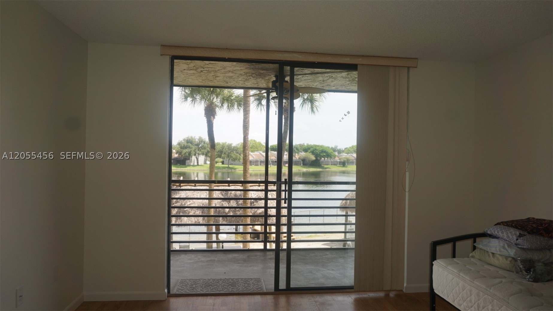 COLONY POINT 3 CONDO - Residential