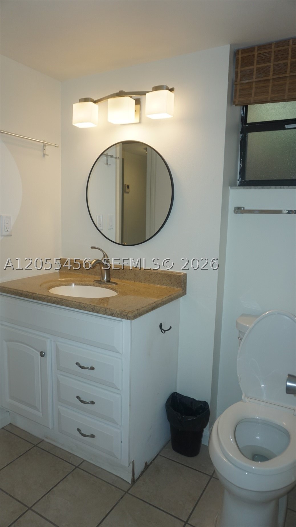 COLONY POINT 3 CONDO - Residential