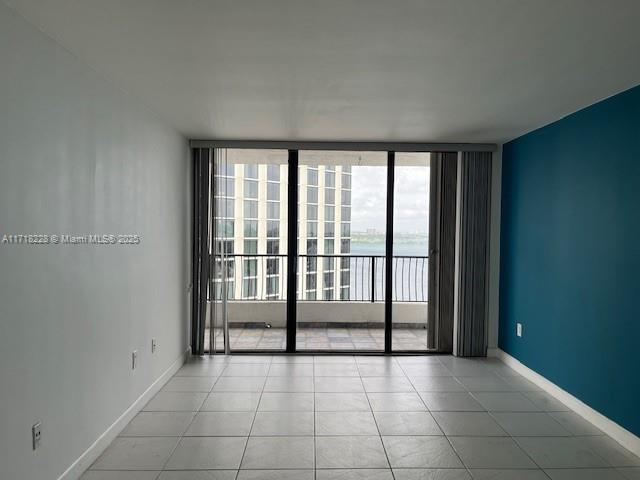 VENETIA CONDO - Residential