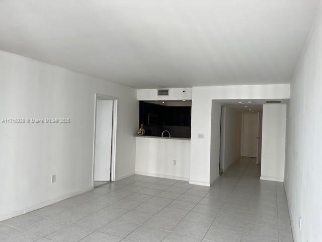 VENETIA CONDO - Residential