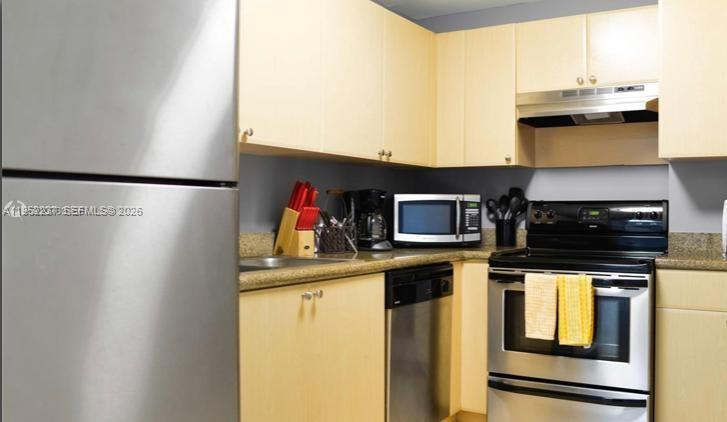 SHAMROCK BY THE GABLES CO - Residential