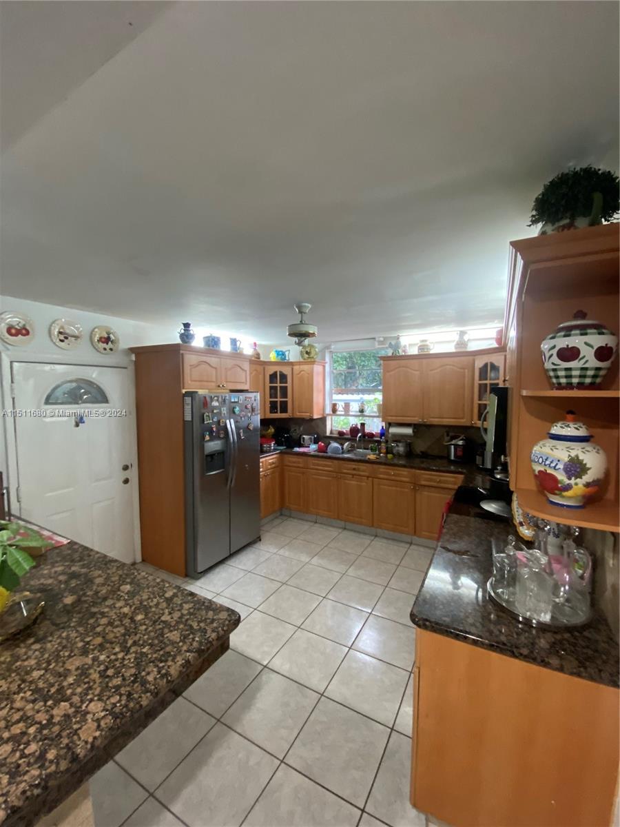 PALMLAND PARK - Residential