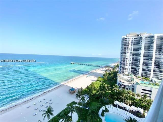 JADE SIGNATURE CONDO - Residential
