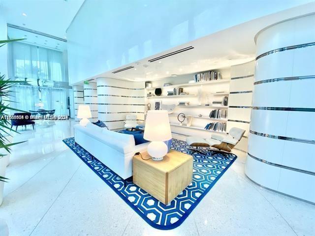 JADE SIGNATURE CONDO - Residential